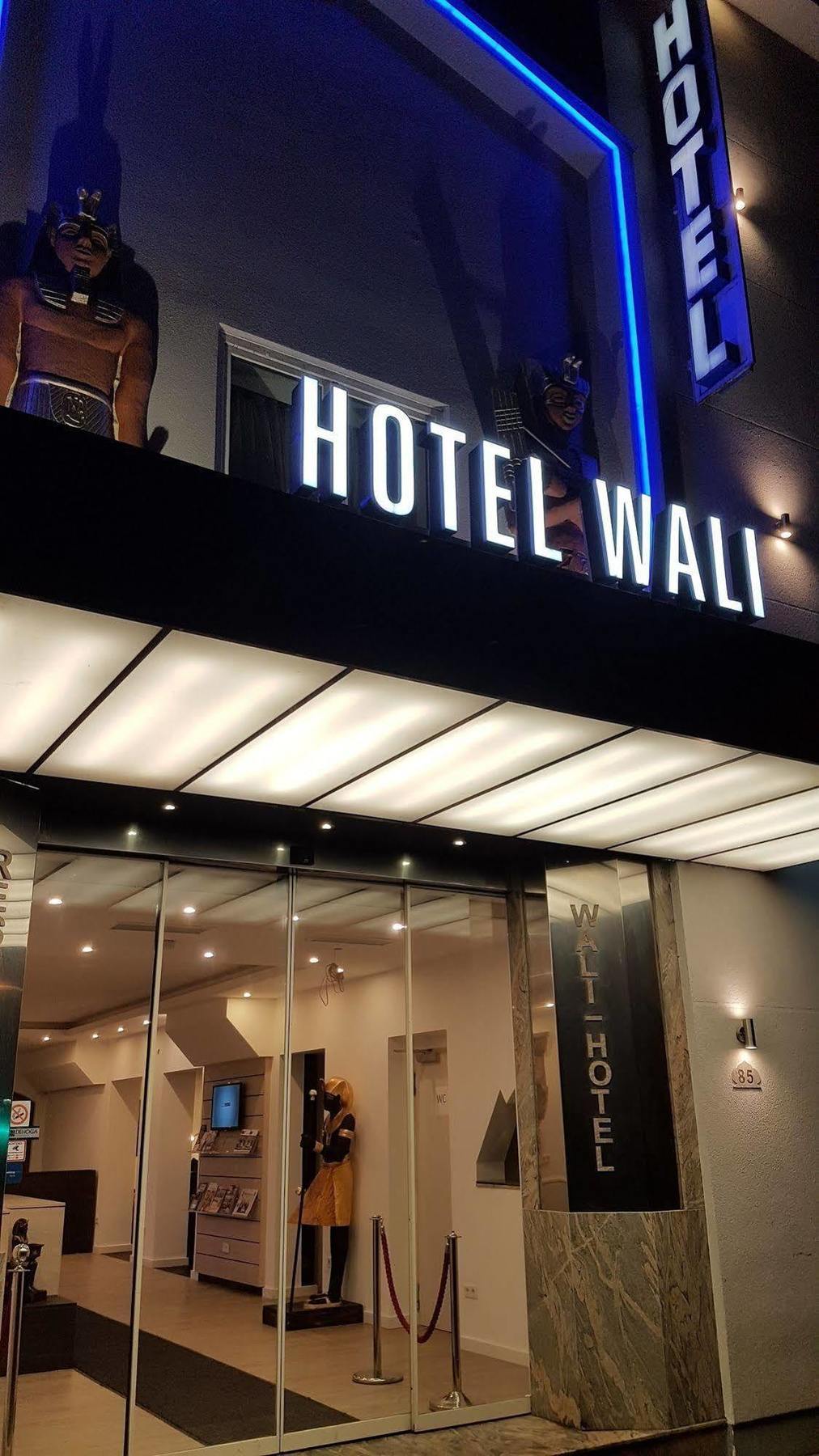 Wali'S Hotel Bielefeld Exterior photo